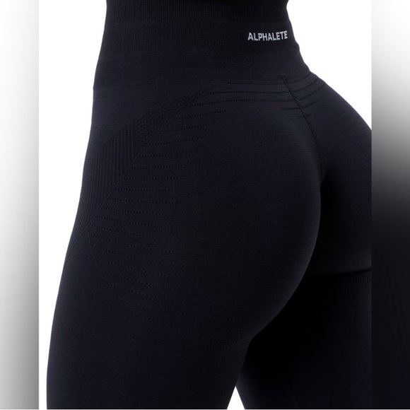 Alphalete Ozone Women’s Workout Leggings Black - Picture 3 of 14